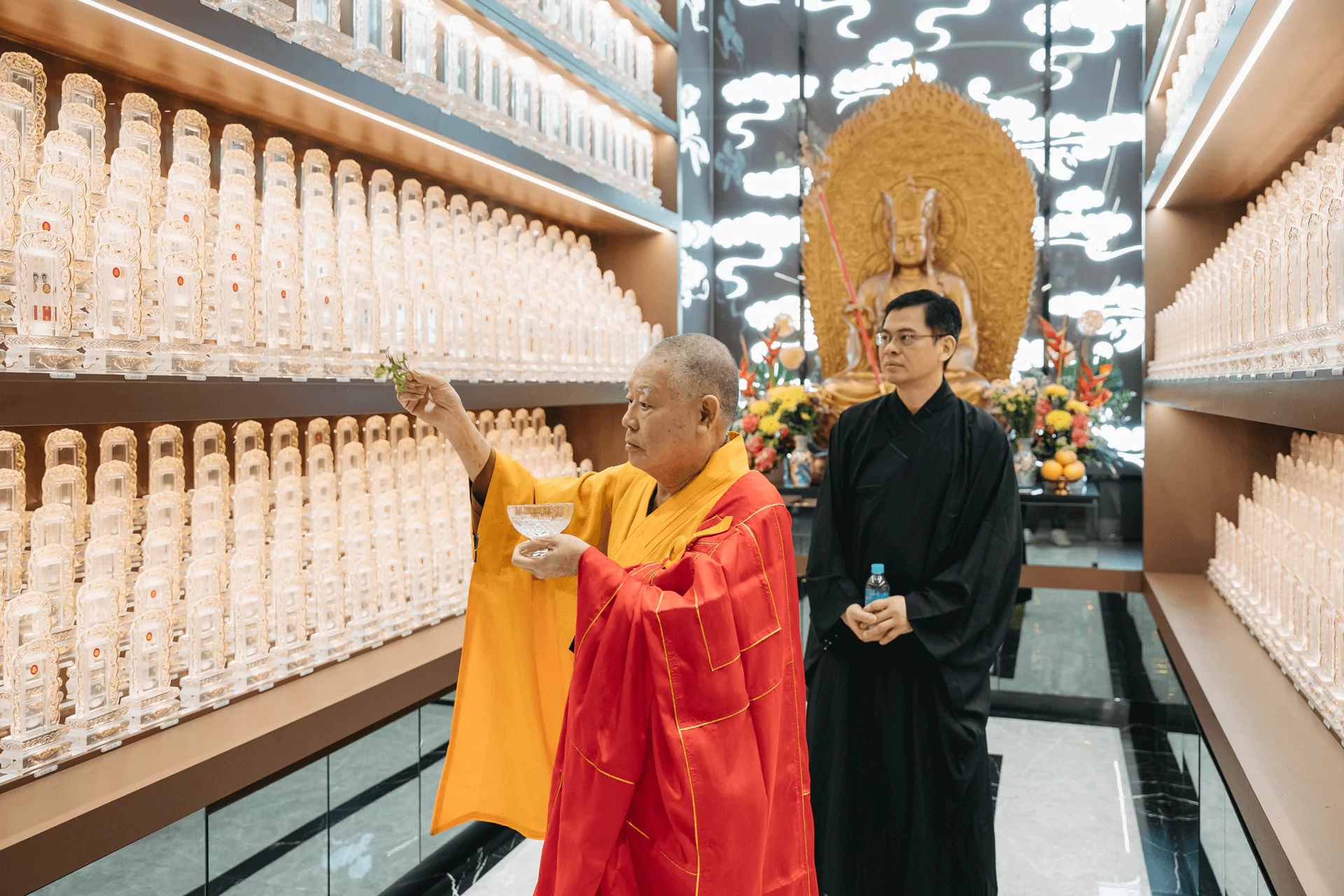 Lin San Temple tablet