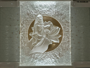 Imperial 1 niche and jade urn display